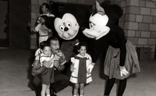 ミッキーの怖い噂!子供には見せられない衝撃的な裏話5選